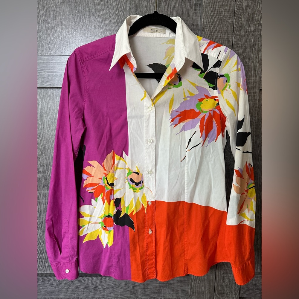Like New beautiful vibrant pattern ETRO stretch cotton fitted shirt.